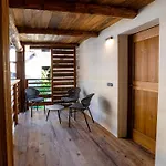 La Corte Del Glicine Pensionat Villa di Tirano